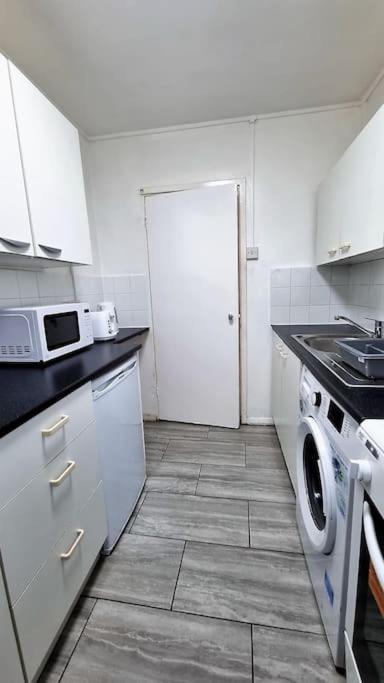 2 Bedroom Apartment In Kennington Londyn Zewnętrze zdjęcie